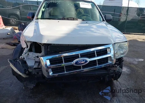 2012 Ford Escape Xlt z USA, uszkodzony, nr VIN 1FMCU0D78CKA27184